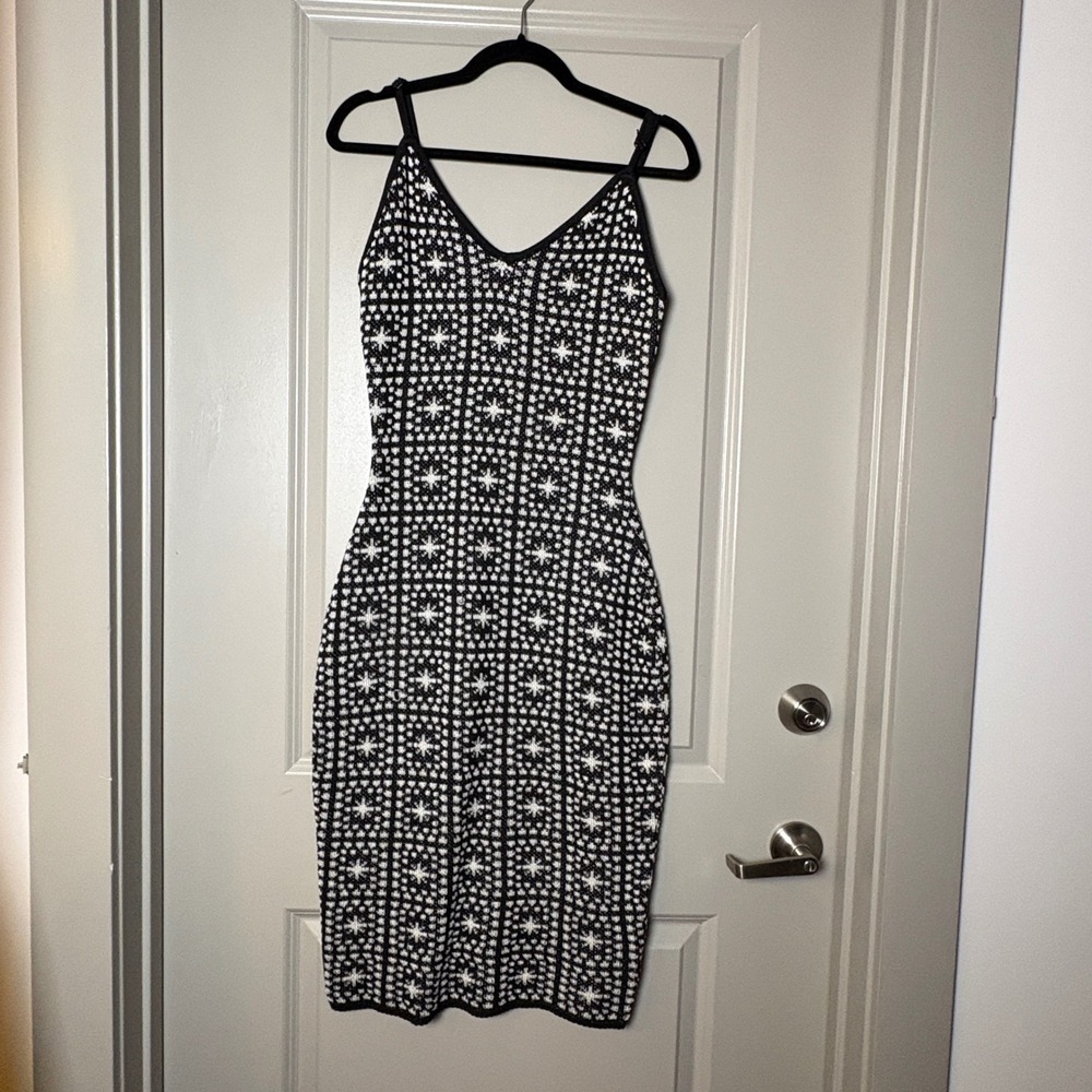 Kings Road Black Ivory Starburst Crochet-Look Midi Dress M